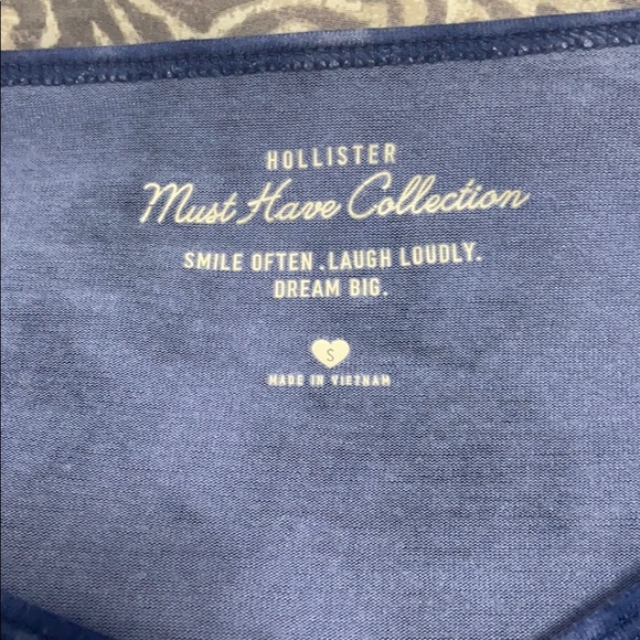 loose tee - Picture 3 of 3